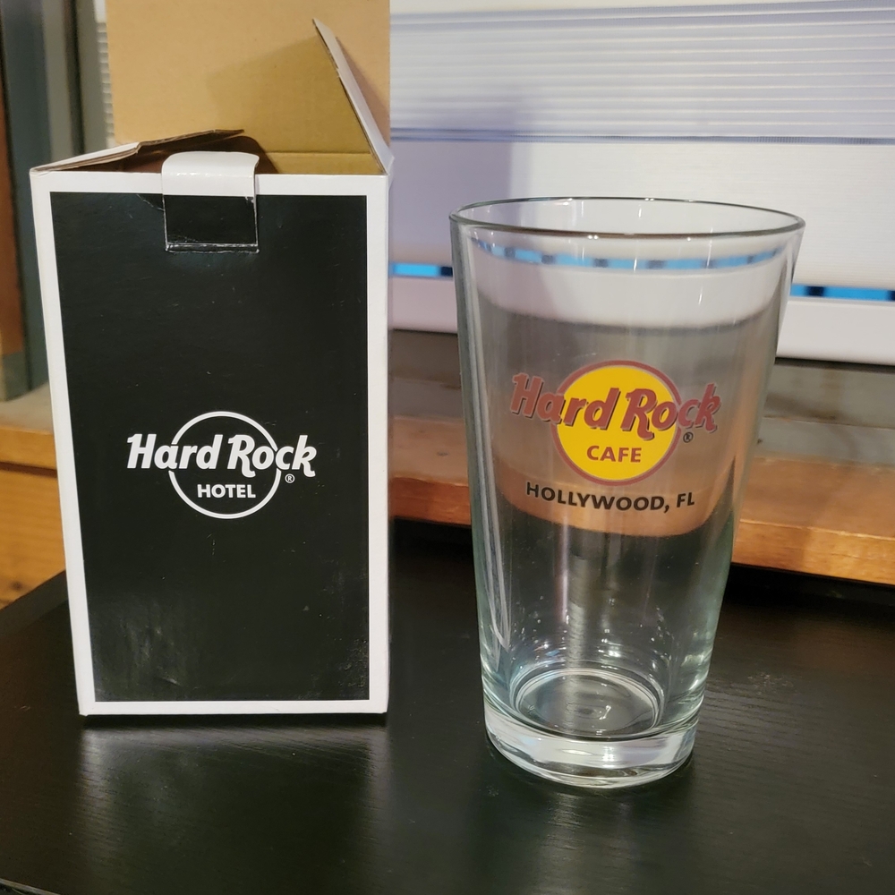 Hard Rock Cafe Hollywood Glass